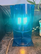 Lampe de Table Kartell Modèle